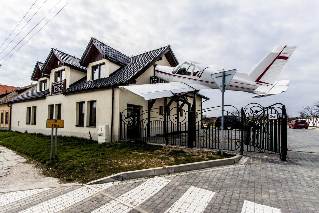 Penzion Cmelak Boleráz Exterior photo